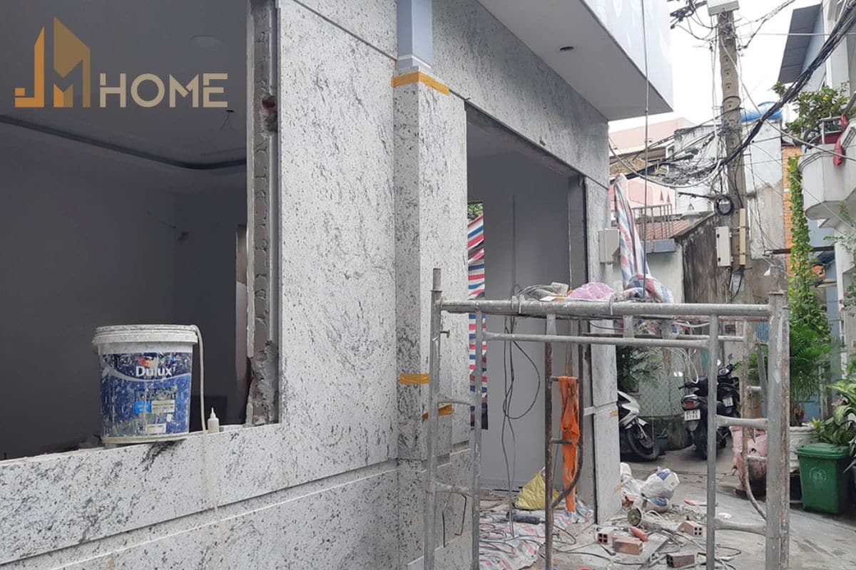 Chi phí cải tạo nhà cấp 4 hiện nay phụ thuộc vào nhiều yếu tố như quy mô,...