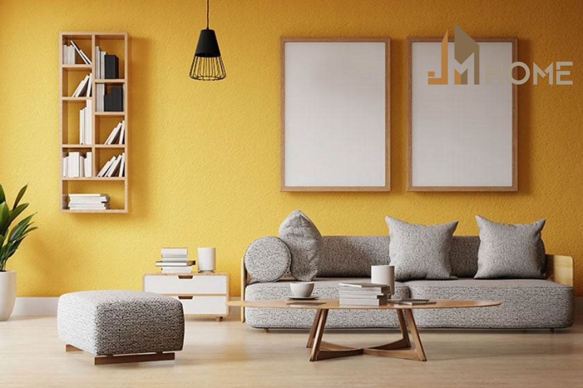Tường màu vàng chọn sofa màu gì? Gợi ý phối màu đẹp, chuẩn phong cách 12 Sofa xám tạo điểm nhấn cân bằng và tinh tế cho không gian nội thất