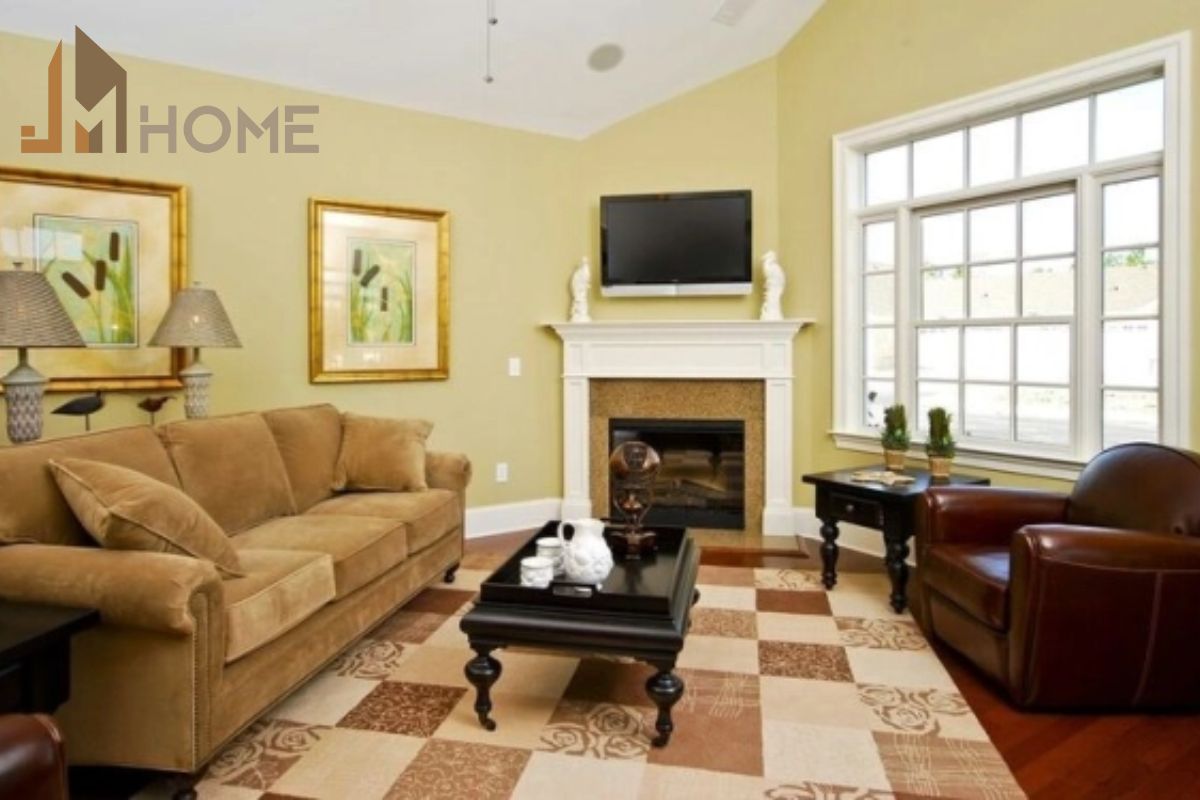 Tường màu vàng chọn sofa màu gì? Gợi ý phối màu đẹp, chuẩn phong cách 13 Sofa màu nâu hoặc nâu đất tạo cảm giác gần gũi, nhưng cũng không kém phần sang trọng