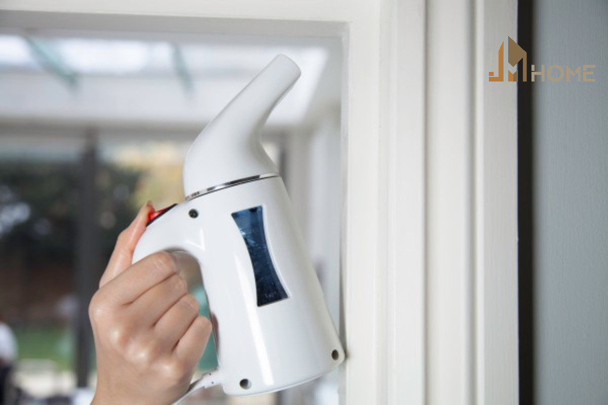 Sử dụng các thiết bị hiện đại giúp khử mùi sơn nhà mới xây nhanh hơn