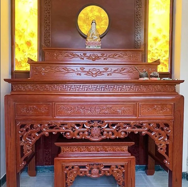 Hướng dẫn cách bài trí bàn thờ gia tiên 3 cấp