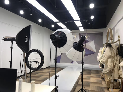 Hệ thống chiếu sáng chất lượng nhất khi thiết kế phòng livestream