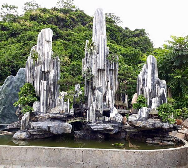 Phải giữ cây cối trên hòn non bộ phải luôn tươi tốt