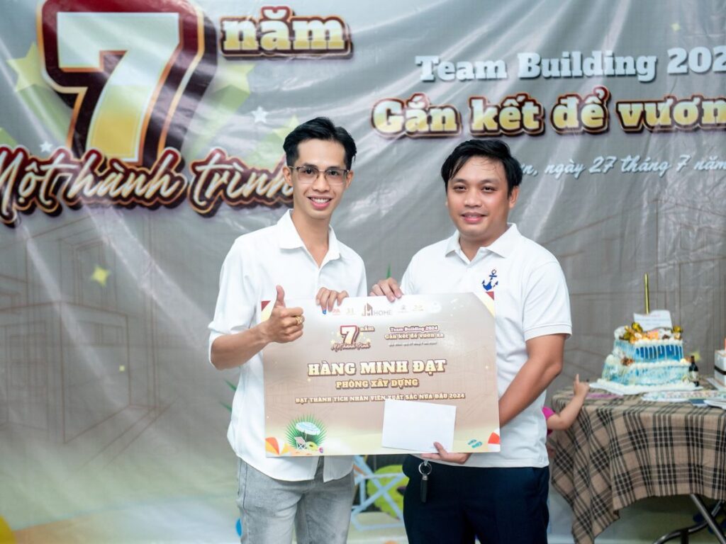 Nhân viên xuất sắc phòng xây dựng