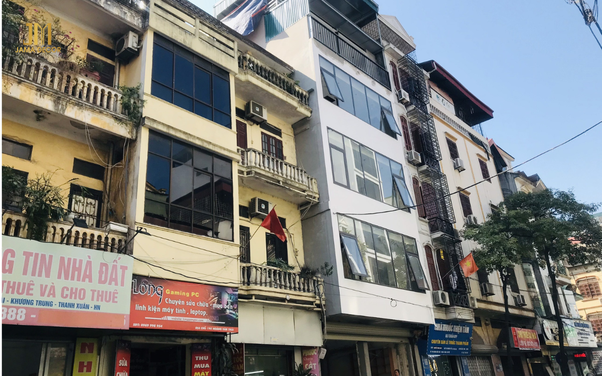 Cải tạo nhà ống 2 tầng cũ giúp mang lại vẻ đẹp đã mất của ngôi nhà