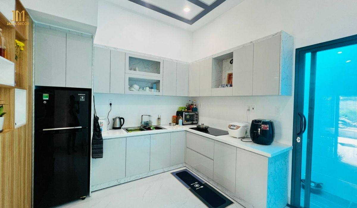 thi cong noi that nha bep 7