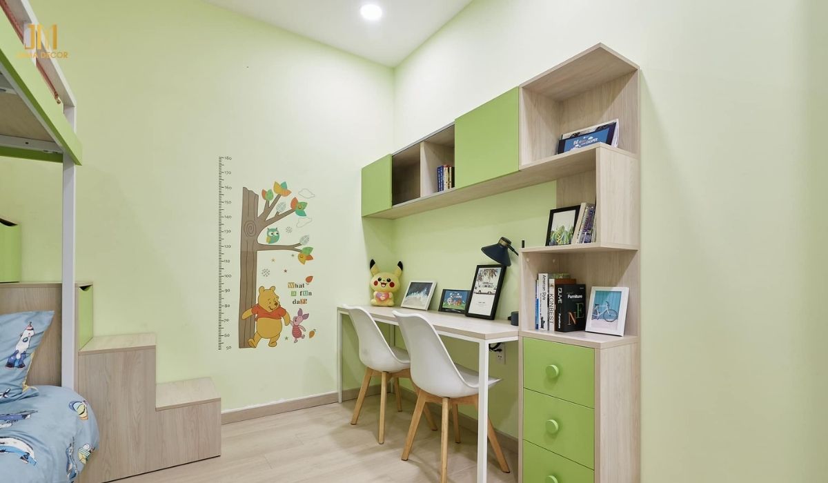 2 bé có thể cùng nhau học tập và vui chơi