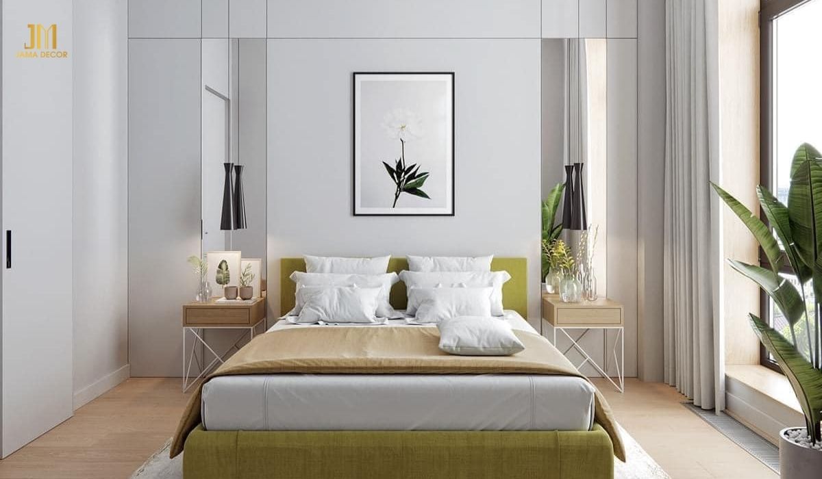 Khung giường màu vàng nổi bật giữa nền nội thất trắng