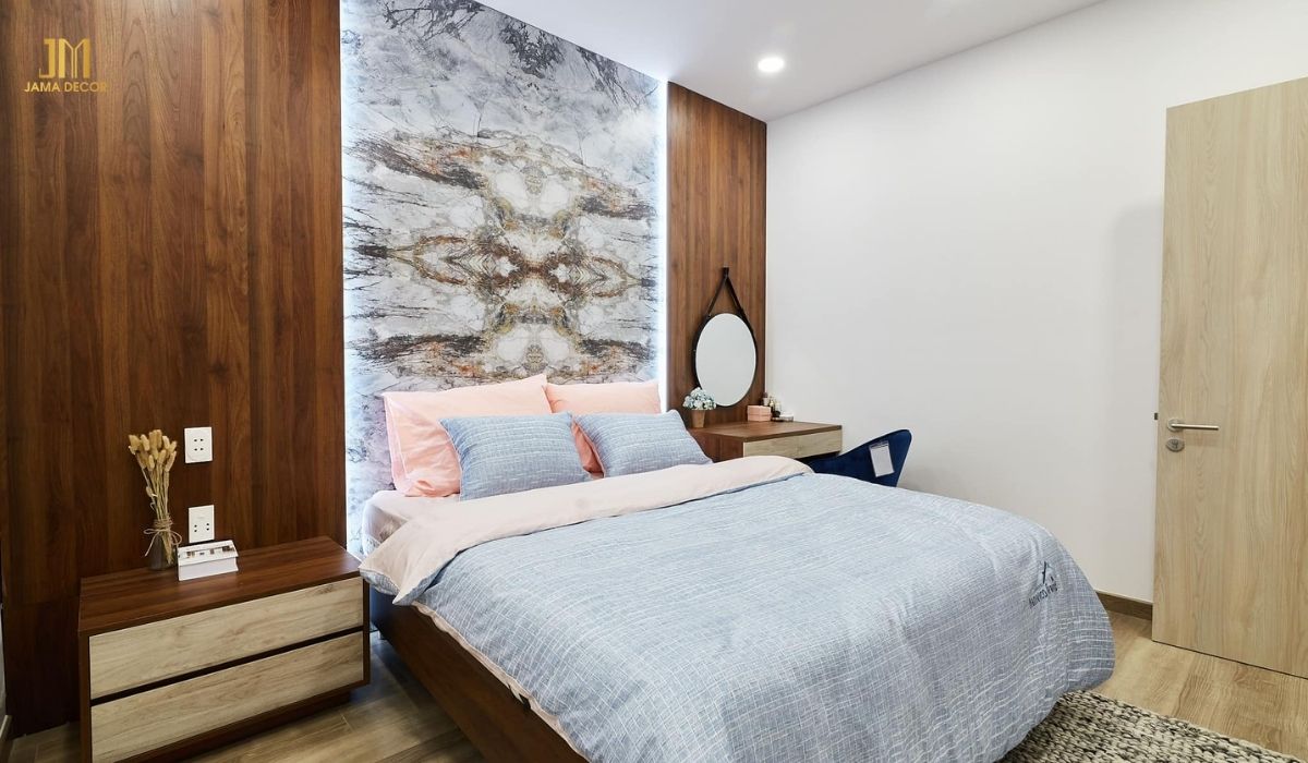 Phòng ngủ tập trung vào nội thất chính như: giường, tab đầu giường