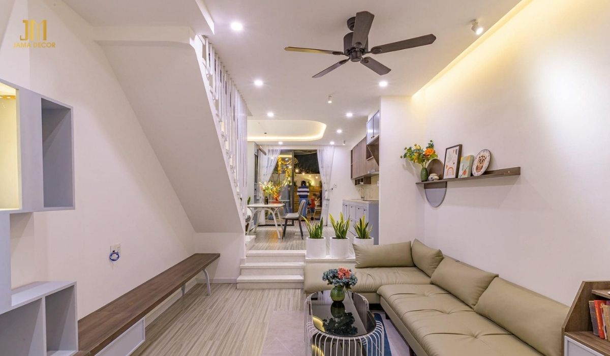 35+ cách trang trí nội thất phòng khách đẹp ai nhìn cũng mê 31 Bạn có thể sử dụng một vài bức tranh nhỏ để điểm tô cho không gian phòng khách của mình