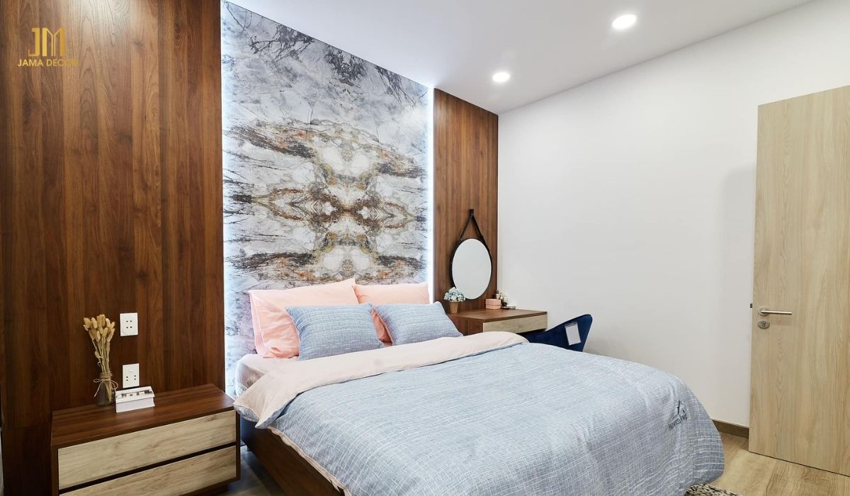 Nên chọn những màu sắc tươi sáng để tạo cảm giác rộng rãi và thoáng mát cho không gian