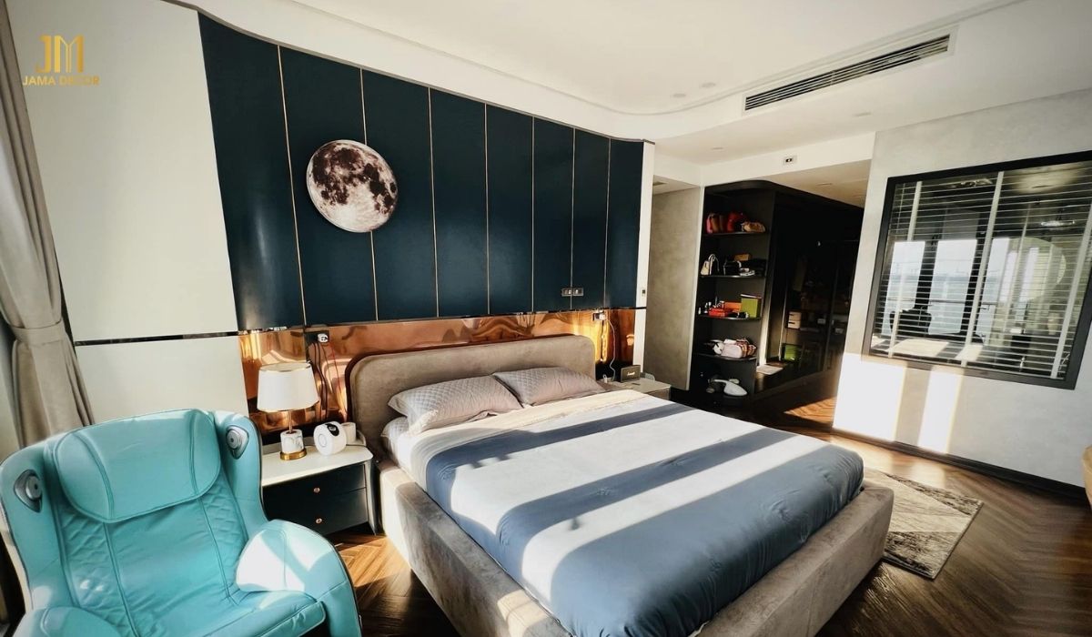 Nên chọn loại giường ngủ có kích thước phù hợp với diện tích phòng, ưu tiên loại giường có hộc chứa đồ để tăng thêm không gian lưu trữ