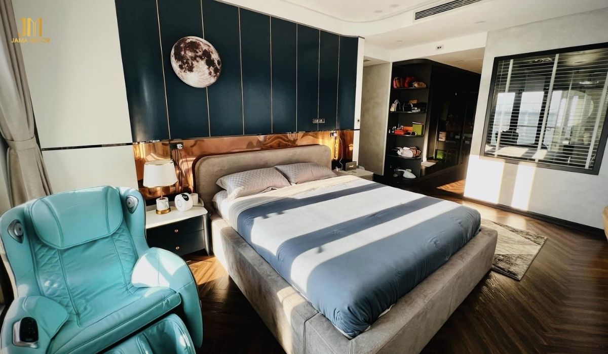 Nếu giường ngủ đối diện nhà vệ sinh, âm khí sẽ xâm nhập vào giường ngủ, ảnh hưởng đến sức khỏe và tinh thần của bạn