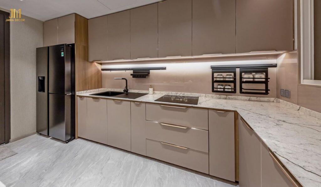 Không gian bếp tràn ngập sự hiện đại và tô đậm nét tiện nghi
