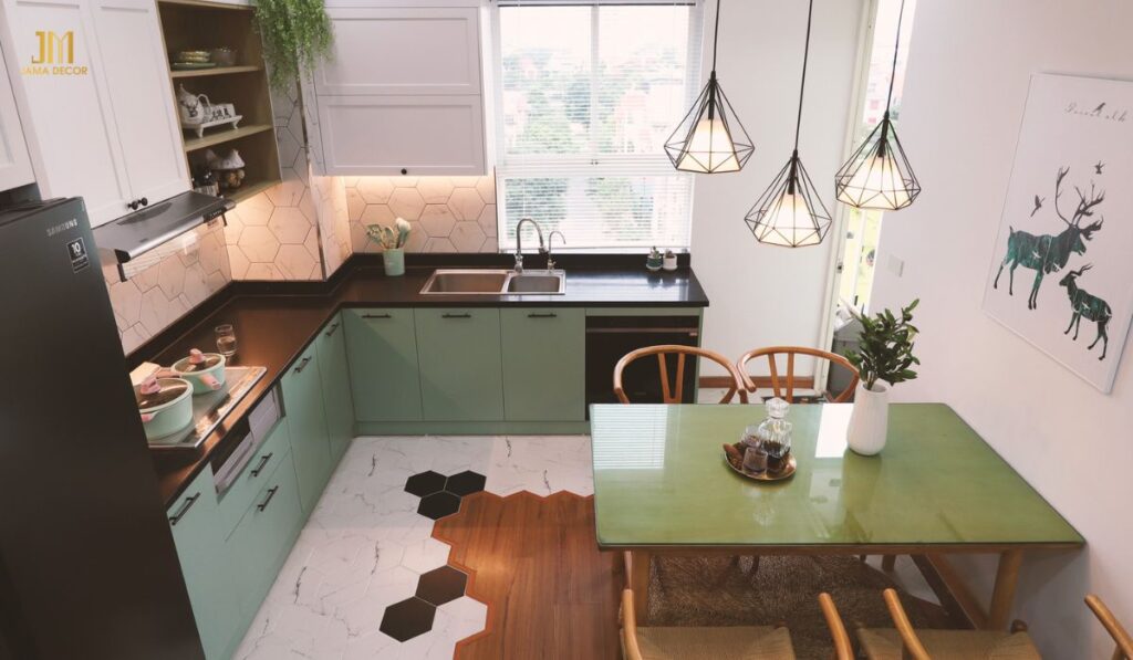 Sự phối hợp hài hòa của màu sắc khiến không gian bếp tràn đầy sức sống
