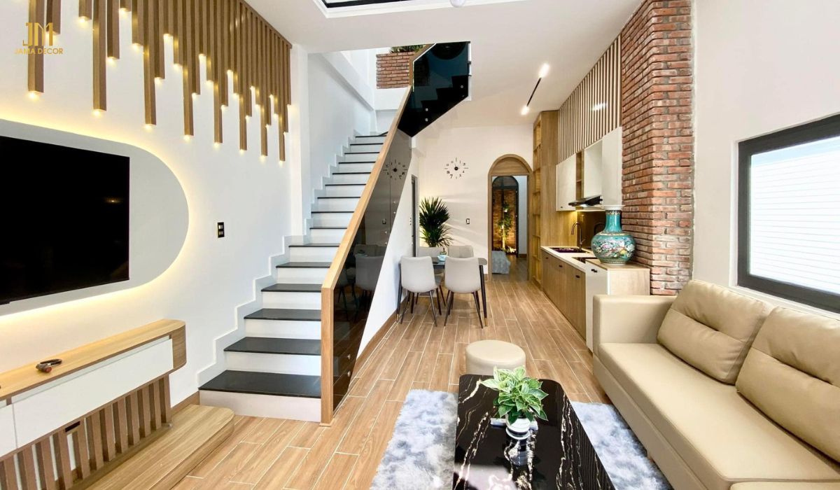 Đối với phòng khách nhỏ, bạn nên lựa chọn sofa có kích thước nhỏ gọn, tránh gây cảm giác chật chội