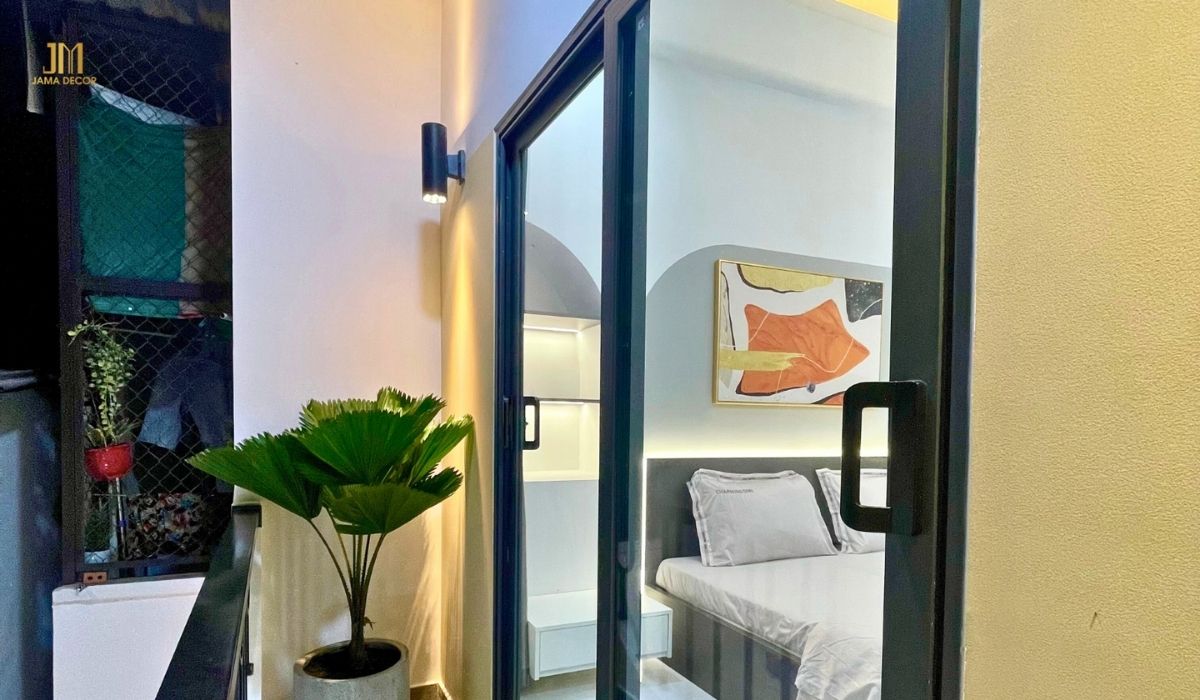 Cách tính chi phí cải tạo nội thất theo giá thị trường 42 Không gian nghỉ ngơi được thiết kế ban công thoáng đãng và trang trí bằng cây xanh là ý tưởng tuyệt vời để tạo ra không gian thư giãn và gần gũi với thiên nhiên