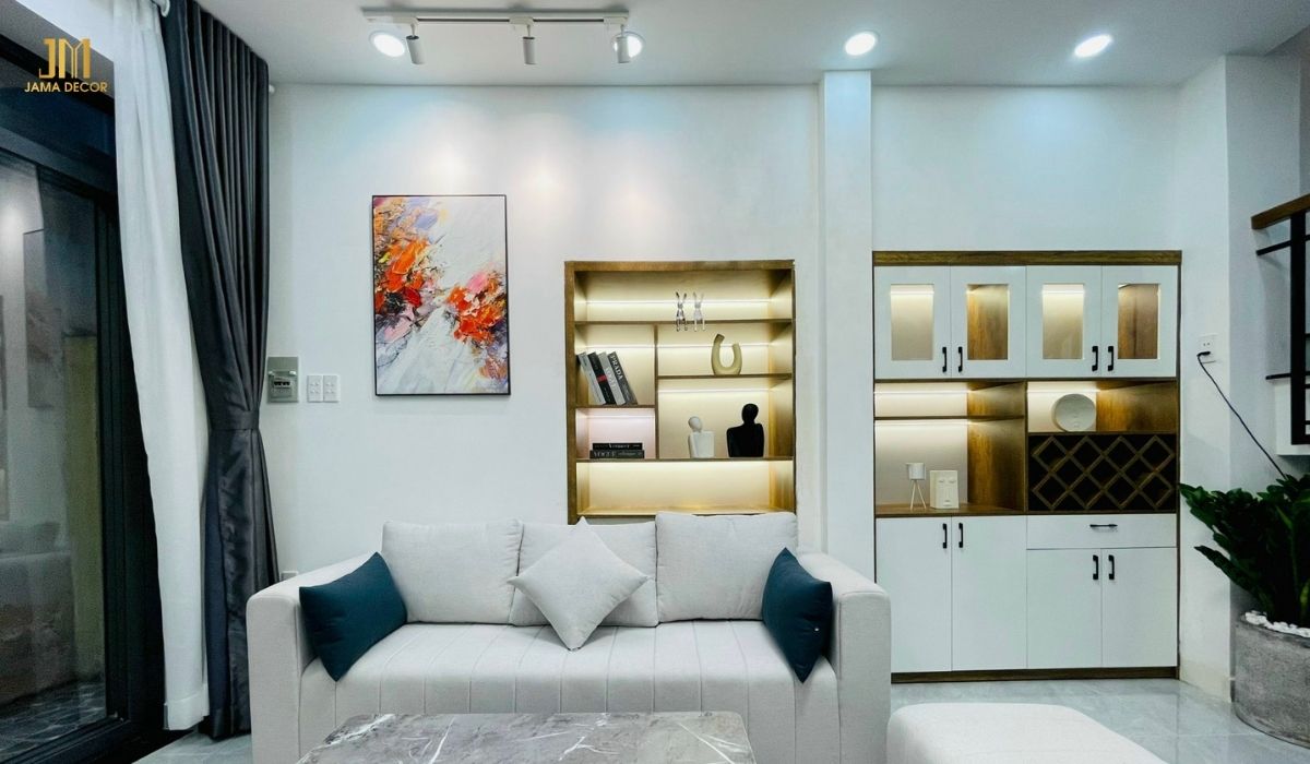 Cách tính chi phí cải tạo nội thất theo giá thị trường 31 Phòng khách với điểm nhấn là bộ sofa trắng, màu trắng mang đến cảm giác tinh tế, sang trọng và hiện đại cho không gian