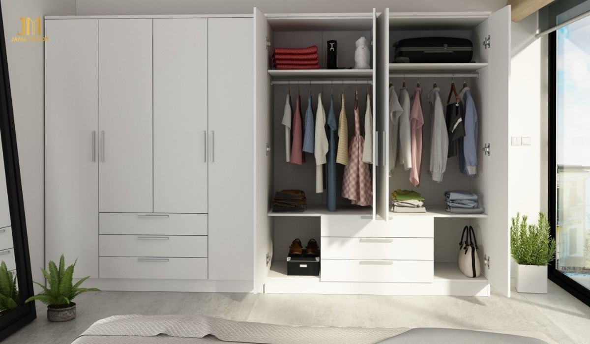 Khăn mềm và máy hút bụi là 2 cách có thể sử dụng để vệ sinh tủ quần áo 4 cánh