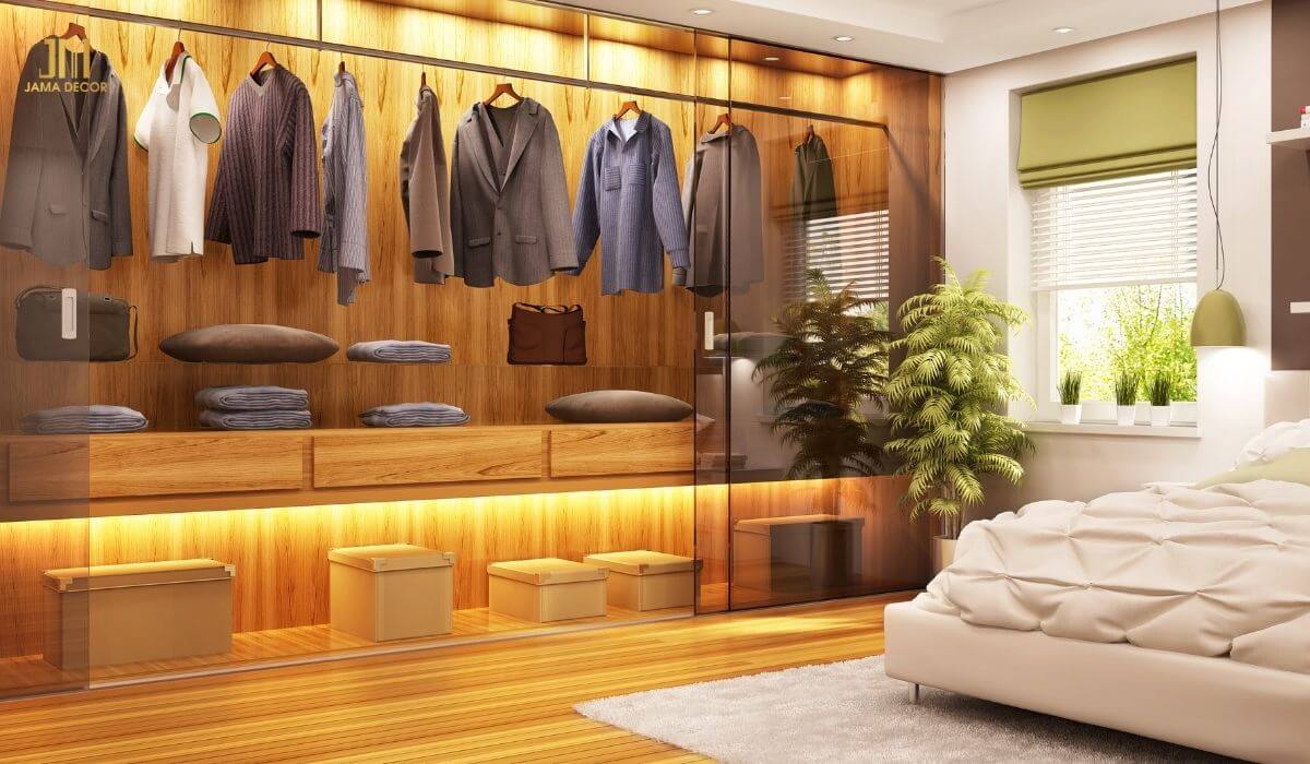 Thiết kế cửa tủ sử dụng ray trượt nên không cần thêm khoảng trống để đứng lùi khi mở tủ