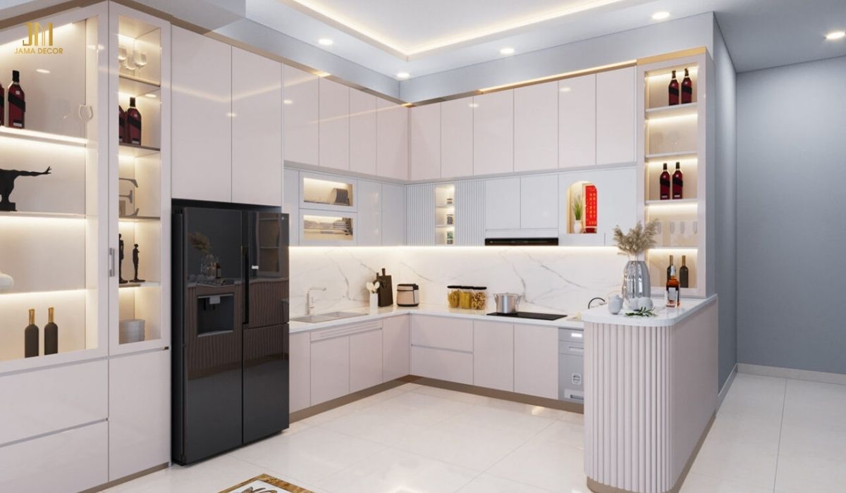 Bếp chữ U dành cho căn hộ 3 phòng ngủ rộng rãi