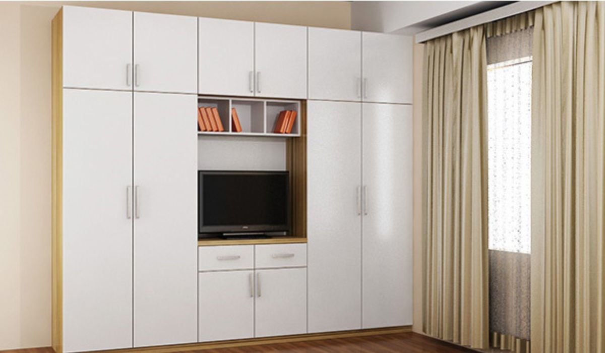 Chiếc tủ quần áo thông minh kết hợp kệ trang trí sẽ giúp căn phòng của bạn trở nên đặc biệt