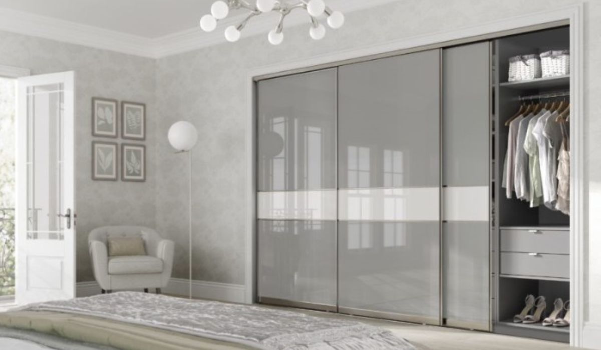 Thiết kế tủ quần áo cánh lùa có sử dụng tay trượt đơn giản, tiện lợi