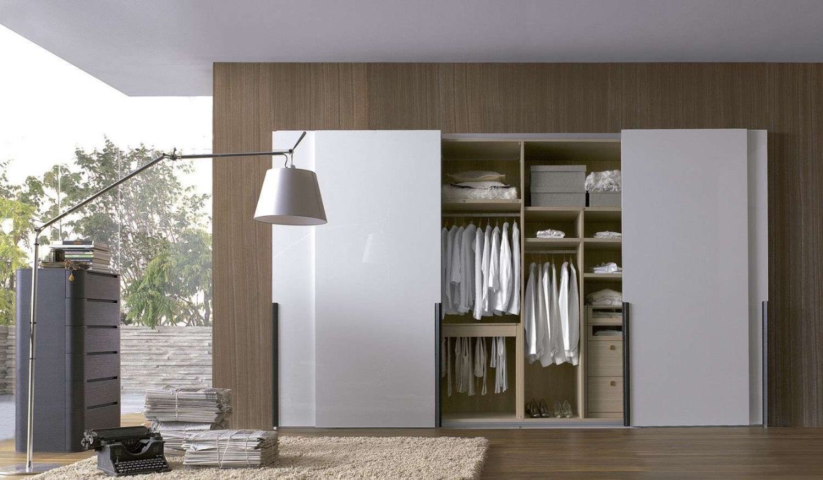 Sản phẩm có giá thành tương đối cao trên thị trường nên khách hàng bị hạn chế khả năng tiếp cận