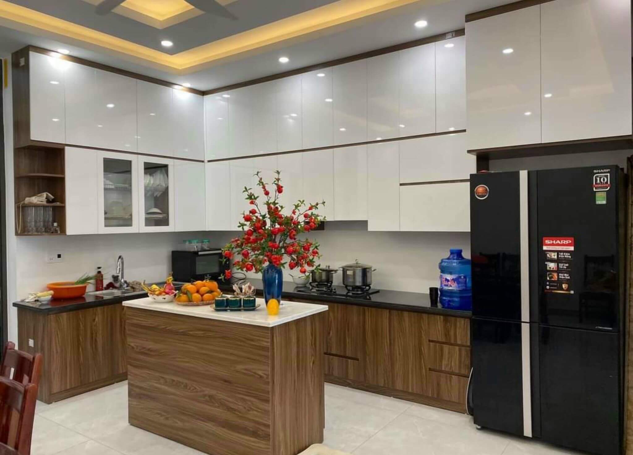 Gỗ nhựa Picomat là gì? Ứng dụng của tấm gỗ nhựa PVC trong nội thất 24 Bếp MDF An Cường kết hợp Picomat cho bồn rửa