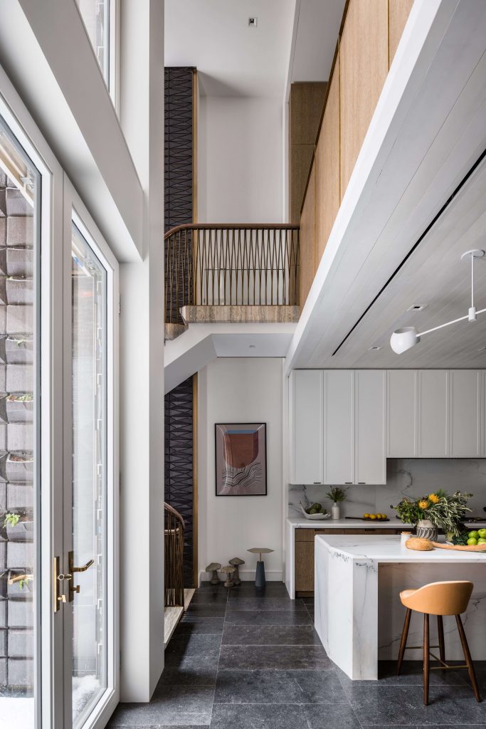 100+ mẫu Thiết kế nội thất nhà phố đẹp, mới nhất 2021 39 AnyConv.com Kitchen by MKCA Michael K Chen Architecture on 1stdibs