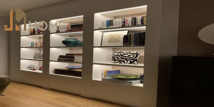 Tủ trang trí phòng khách chung cư hiện đại 2025 - Biến không gian sống thành điểm nhấn đẳng cấp 10 Xu hướng đồ trang trí nhà phù hợp với tủ trang trí phòng khách chung cư