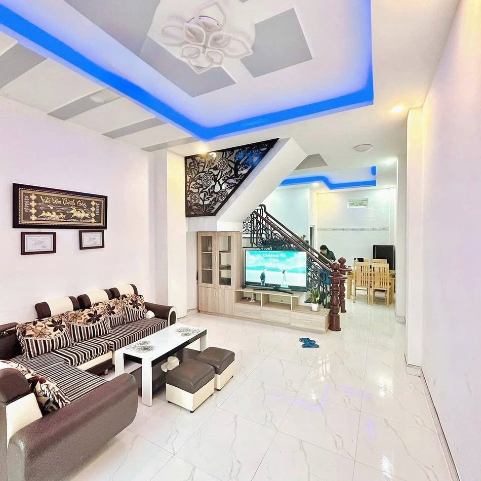 Bố trí phòng khách, bếp và WC tầng 1 khoa học – tiện dụng cho nhà phố 3 tầng